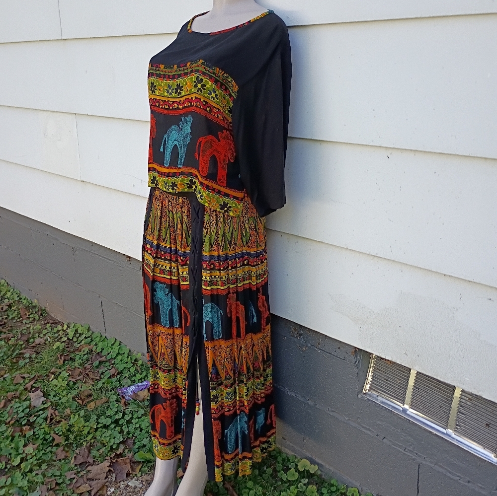 Vintage Two Piece Ethnic Animal and Floral Print Skirt Set